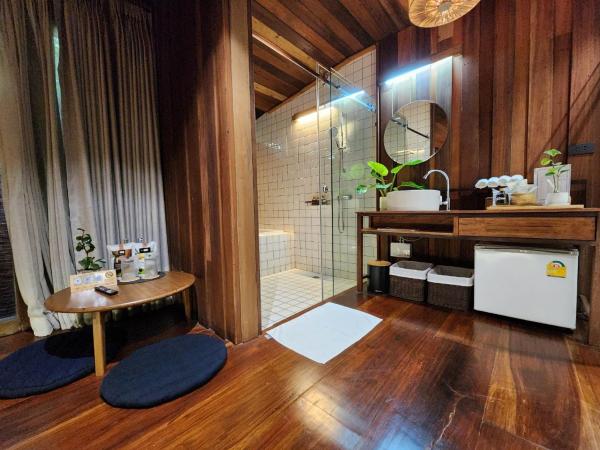 Athita The Hidden Court Chiang Saen Boutique Hotel SHA Plus CERTIFIED : photo 4 de la chambre chambre deluxe