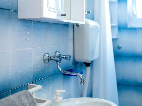 Apartment and Rooms Dalmatiko : photo 9 de la chambre chambre double avec terrasse