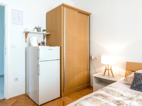 Apartment and Rooms Dalmatiko : photo 5 de la chambre chambre double sans balcon