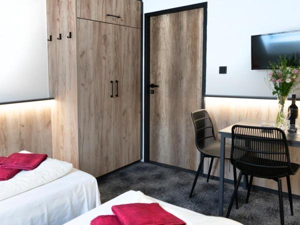 Penzion Smile : photo 2 de la chambre chambre double ou lits jumeaux avec salle de bains commune