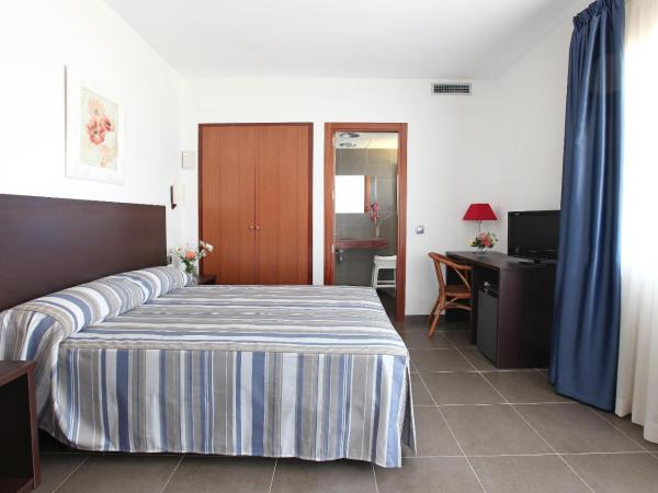 Hotel Marblau Tossa : photo 4 de la chambre chambre double ou lits jumeaux supérieure avec balcon