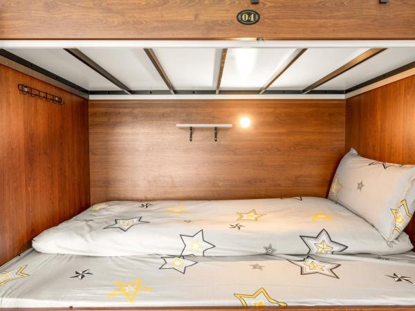 Riverside International Youth Hostel : photo 3 de la chambre lit dans dortoir pour femmes de 6 lits