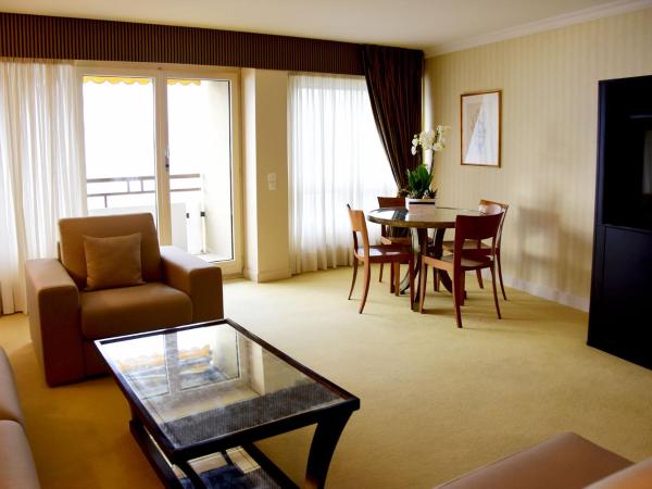 Royal Plaza Montreux : photo 3 de la chambre suite exécutive avec balcon - vue sur lac