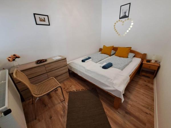 Milla Apartmanok : photo 1 de la chambre appartement avec terrasse