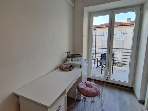 Apartment and Room Marija : photo 6 de la chambre chambre double avec salle de bains privative