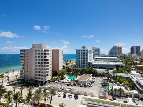 W Fort Lauderdale : photo 4 de la chambre chambre lit king-size wonderful - vue sur complexe