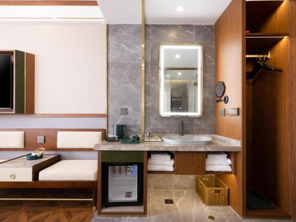 Time Traveller Boutique Hotel - Near National Convention Centre, National Stadium , Olympic Forest Park , National Tennis Center, Beishatan subway station, Hail taxi, Free laundry, Tourism consultation : photo 3 de la chambre chambre lits jumeaux supérieure