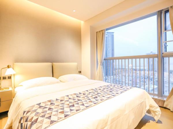 Canopy Executive Apartments - Shenzhen Futian Center : photo 3 de la chambre studio avec balcon 