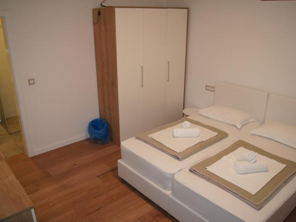 Hostel Stadion - Zadar : photo 2 de la chambre chambre triple