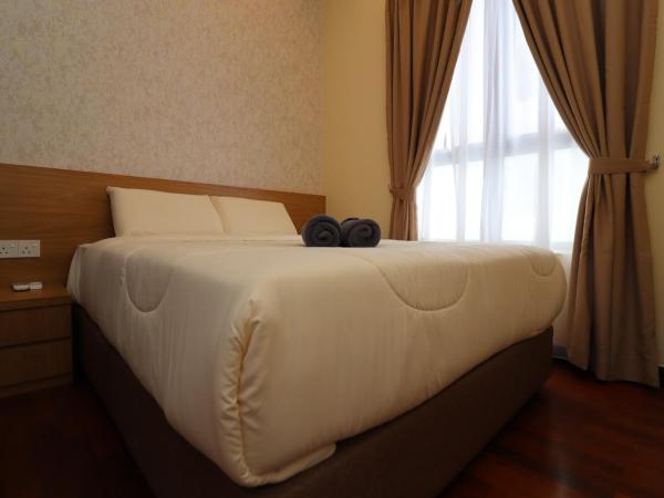 Attic Home Melaka Silverscape Residence & Jonker : photo 8 de la chambre luxury family 3 bedroom suite (private bathtub and sea view)