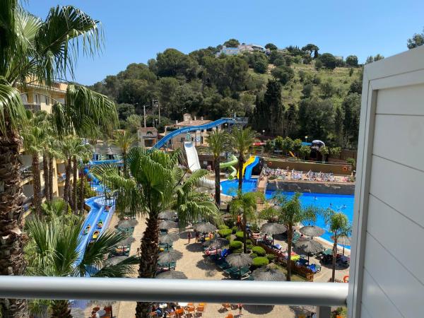 Hotel Rosamar Garden Resort 4* : photo 5 de la chambre chambre lits jumeaux - vue sur piscine (2 adultes + 2 enfants)