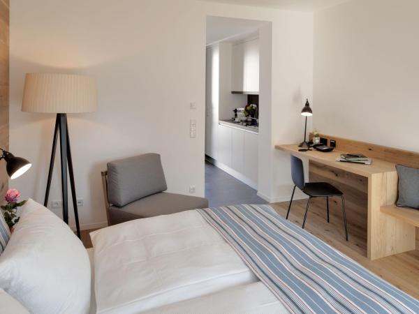 Hotel M120 : photo 1 de la chambre appartement confort