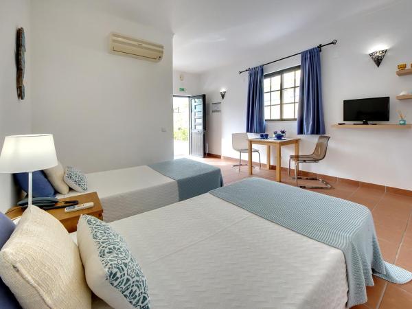 Apartamentos Turisticos Novochoro : photo 4 de la chambre studio