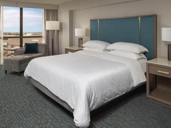 Sheraton Dallas Hotel by the Galleria : photo 2 de la chambre chambre lit king-size