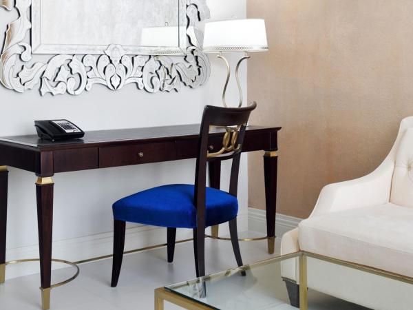 Delta Hotels by Marriott Dubai Investment Park : photo 4 de la chambre one bedroom suite with community view and shuttle bus to jbr beach and various shopping malls