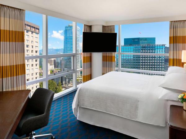 Sheraton Vancouver Wall Centre : photo 3 de la chambre chambre deluxe spacieuse 2 lits king-size - Étage supérieur