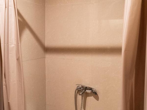 Chania Hostel Youth : photo 2 de la chambre lit dans dortoir mixte de 4 lits