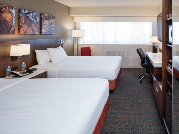 Delta Hotels by Marriott Calgary South : photo 4 de la chambre chambre avec 2 grands lits queen-size