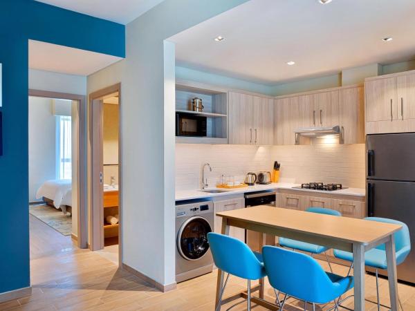 Element Al Jaddaf, Dubai : photo 3 de la chambre 2 bedroom apartment with city view (complimentary transfer to dubai mall, festival city mall, la mer beach & al jaddaf metro)