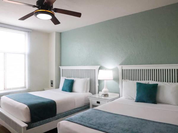 Hotel Carmel Santa Monica : photo 4 de la chambre chambre avec 2 grands lits queen-size 