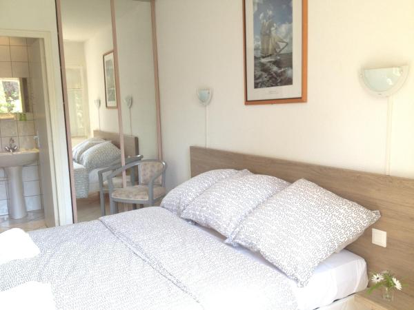 Hôtel De La Mer : photo 8 de la chambre chambre double