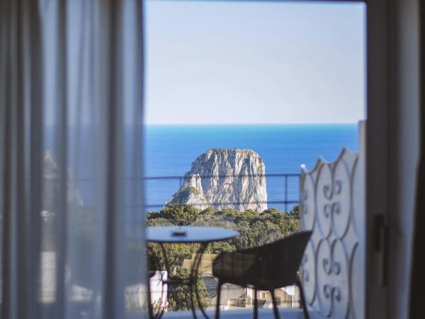 Regina Cristina : photo 5 de la chambre suite junior avec terrasse et vue sur la mer