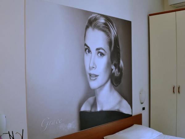 Hotel Villa del Parco : photo 8 de la chambre chambre double ou lits jumeaux standard