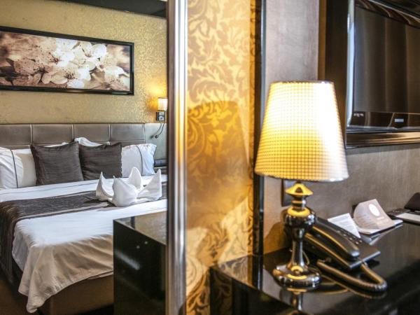 Hotel Délibáb : photo 2 de la chambre chambre double classique avec balcon