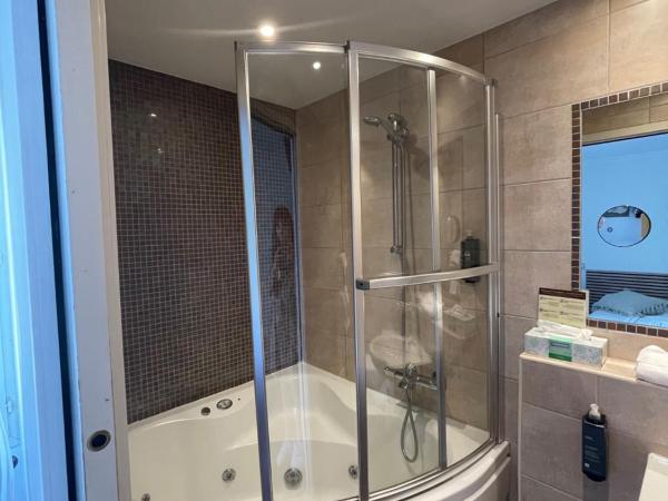 Hôtel Ulysse Montpellier Centre : photo 2 de la chambre chambre double supérieure balnéo