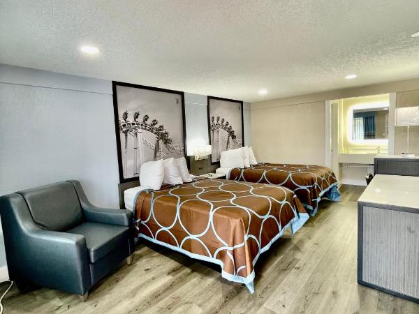 Super 8 by Wyndham Kissimmee-Orlando : photo 2 de la chambre chambre double avec 2 lits doubles - non-fumeurs