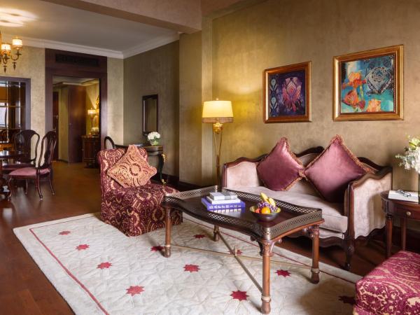 Jumeirah Zabeel Saray Dubai : photo 5 de la chambre suite impériale 1 chambre - accès au club incluant petit-déjeuner, goûter, cocktails en soirée et boissons sans alcool