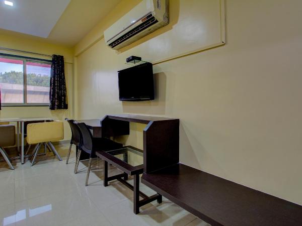 Itsy Hotels Prince Regency : photo 5 de la chambre chambre double deluxe