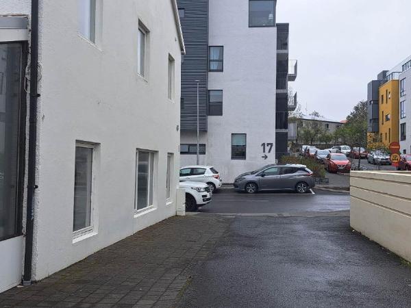 Holiday Hostel : photo 9 de la chambre lit dans dortoir mixte de 6 lits