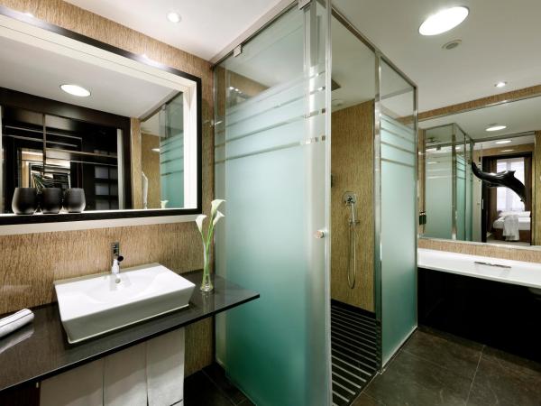 Melia Barcelona Sarriá : photo 4 de la chambre chambre triple melia