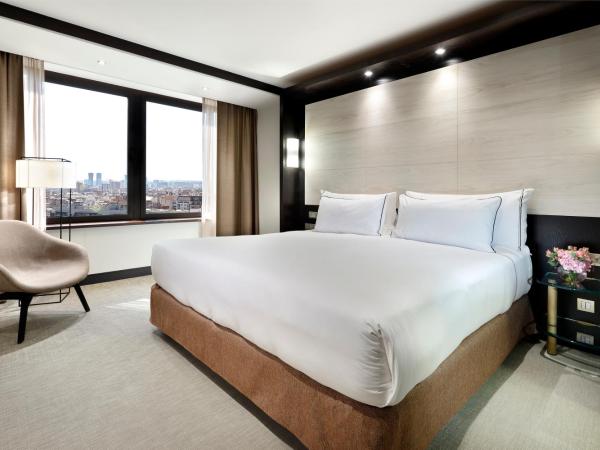 Melia Barcelona Sarriá : photo 1 de la chambre suite