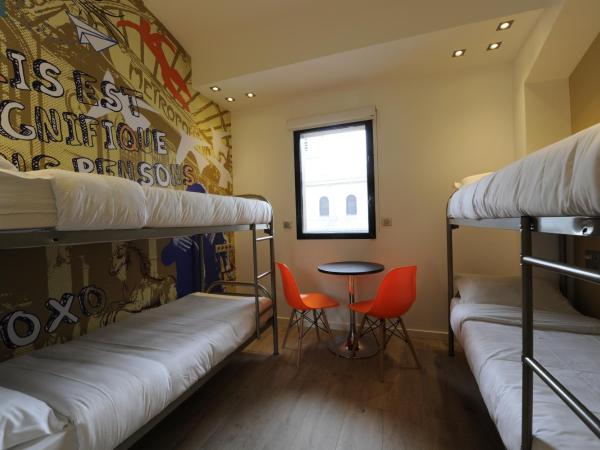 The 3 Ducks Eiffel Tower by Hiphophostels : photo 2 de la chambre lit dans dortoir mixte de 4 lits