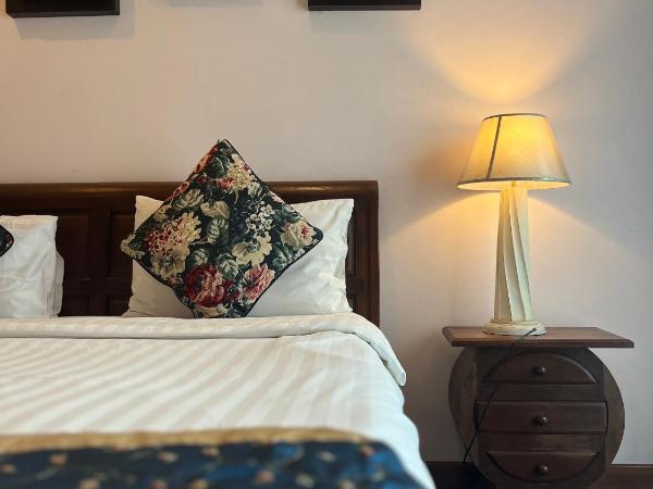 Pha Thai House : photo 1 de la chambre chambre double de luxe avec balcon