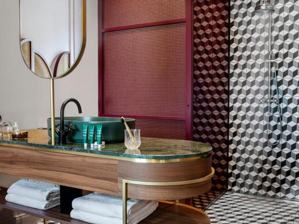 Hotel Josefine : photo 8 de la chambre deluxe zimmer mit queensize bett – josefine historique