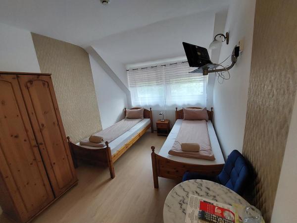 Palma Vendégház : photo 10 de la chambre chambre lits jumeaux standard