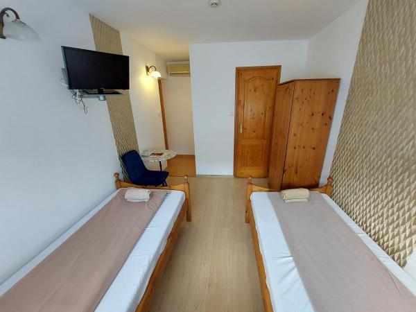 Palma Vendégház : photo 6 de la chambre chambre lits jumeaux standard