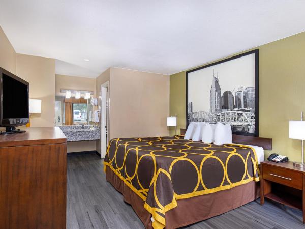 Super 8 by Wyndham Nashville West : photo 3 de la chambre chambre lit king-size - non-fumeurs