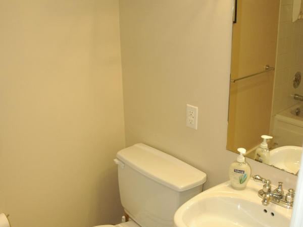 Douglas Guest House : photo 4 de la chambre suite familiale avec salle de bains privative (Étage inférieur)