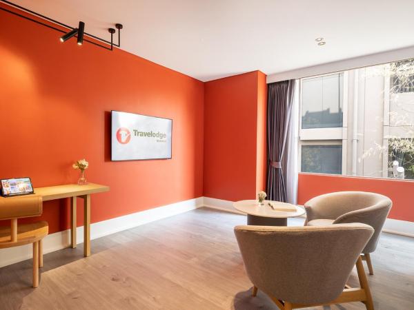 Travelodge Nimman : photo 2 de la chambre suite junior