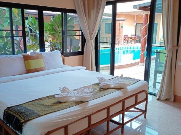 Panisara Pool Villa Resort Huahin : photo 2 de la chambre villa supérieure