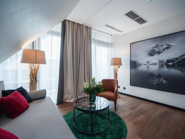 Rysy Boutique Hotel : photo 3 de la chambre premium double room with kind size bed and balcony