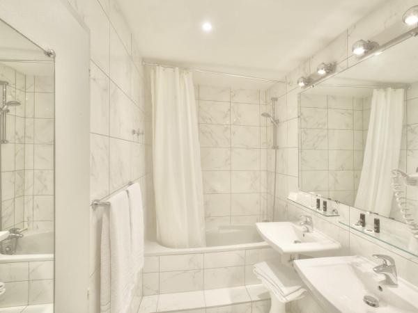 Hôtel Du Dragon : photo 8 de la chambre chambre double standard