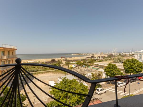 Hotel River fronte mare con piscina : photo 7 de la chambre chambre double - vue sur mer