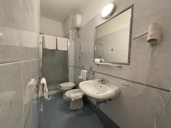 Hotel Leopolda : photo 2 de la chambre chambre double