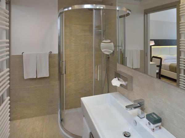 Hotel Bologna Airport : photo 4 de la chambre suite junior