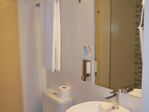 Hotel BESTPRICE Gracia : photo 5 de la chambre chambre simple deluxe